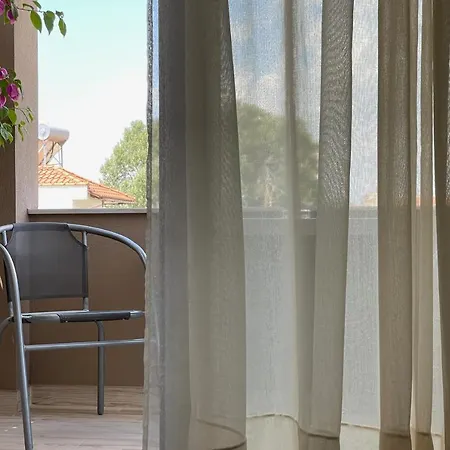 Royals Apartment *