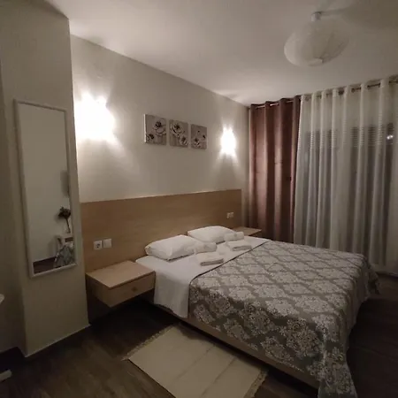 Royals Nikiti (Sithonia)